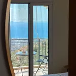 Dream View 9km Away From Kalamata Apartment *