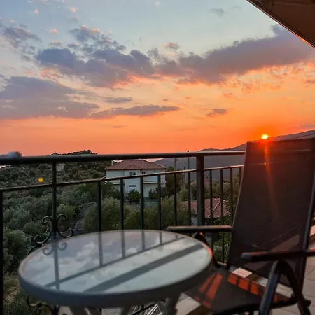 Dream View 9km Away From Kalamata アパート